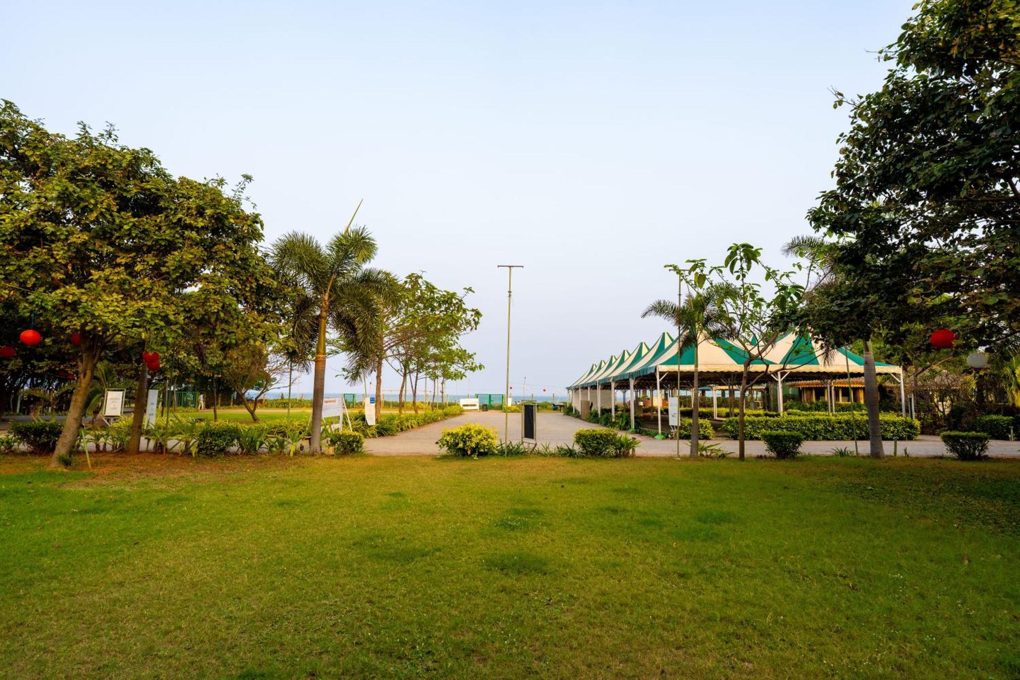Shore Front Resort Visakhapatnam Bagian luar foto